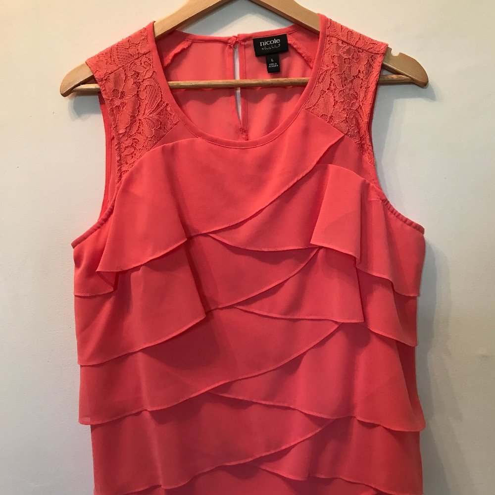 Nicole Miller Tiered Ruffle Top (Size L)